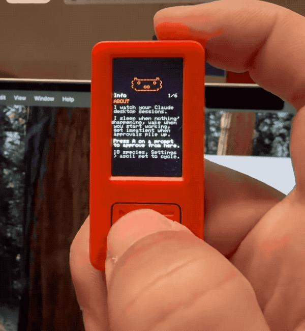 Claude首款AI桌宠硬件深圳制造