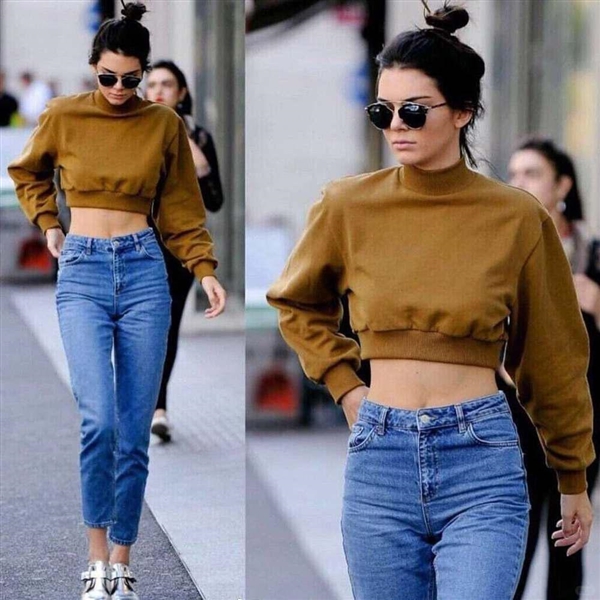 回到 2016：赶在 AI、战争和短视频到来之前