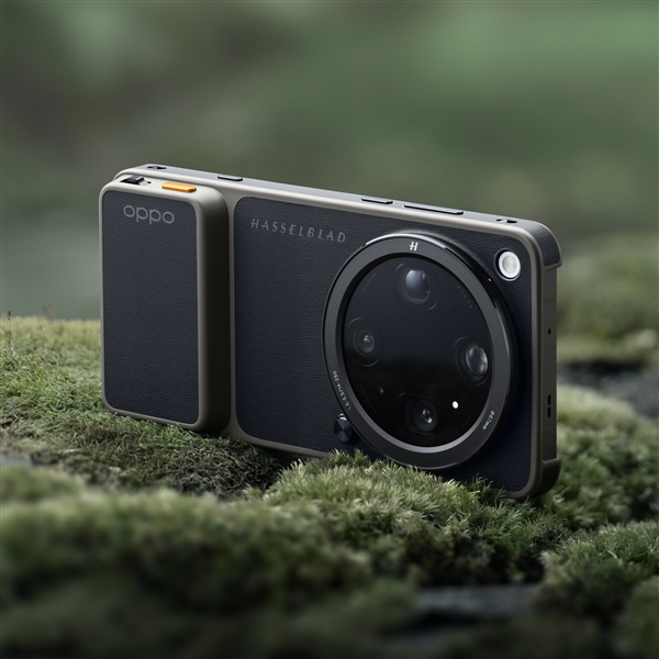 11999 元！OPPO Find X9 Ultra 哈苏大地探索家大师套装闪电售罄：黄牛加价卖