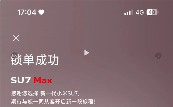 新一代小米 SU7 被大货车拦腰撞击 驾驶员毫发无伤 果断又定了一台