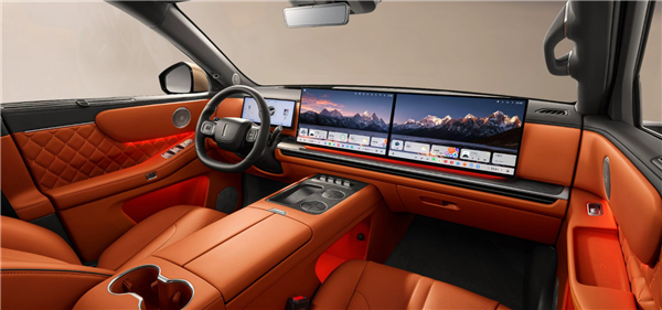 30万级对标百万级豪车！魏牌V9X全球首发：800V+四挡混动 双四秒级加速