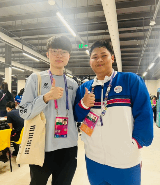 知名电竞选手致歉！曾做“眯眯眼”动作涉嫌种族歧视