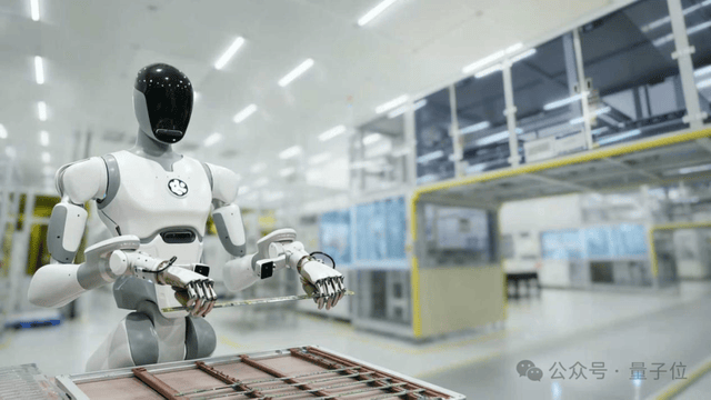 特斯拉开源硬件，中国公司回应：直接开源机器人大脑