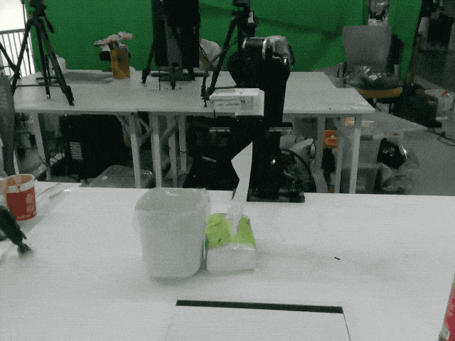 顺丰邮政仓库机器人顺手摘得具身高考第一