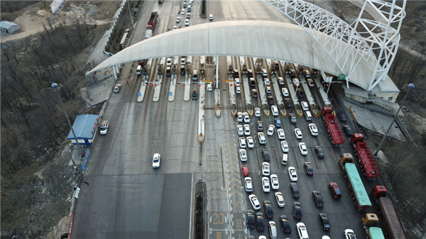 油车车主 替电车交了多少养路费？