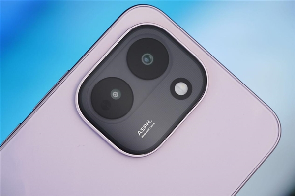 轻薄机身塞下9000mAh电池！vivo Y600 Turbo图赏