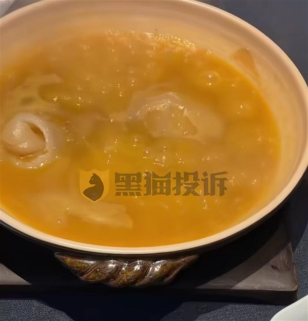 上海老汤4800元一份引热议：一口598元 号称100多年没关过火