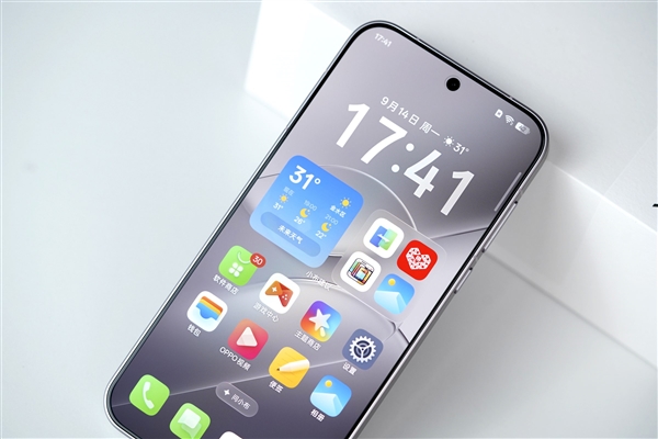 全球首款三颗2亿像素手机！OPPO Find X10 Pro Max图赏