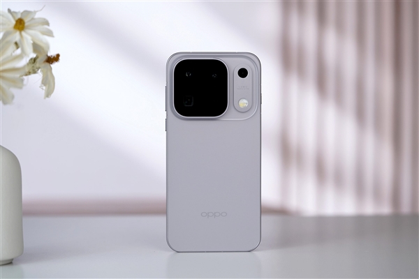 全球首款三颗2亿像素手机！OPPO Find X10 Pro Max图赏