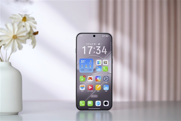 全球首款三颗2亿像素手机！OPPO Find X10 Pro Max图赏