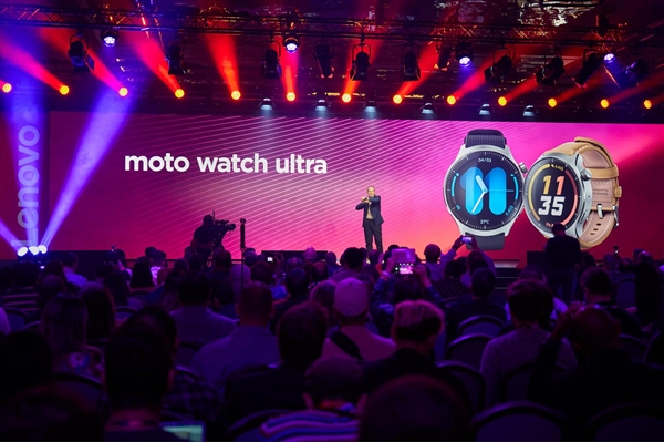 Qira落地可穿戴！摩托罗拉正式发布moto watch ultra：抬腕就能问AI