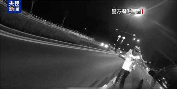 开智驾后车载系统自动报警 醉驾司机算不算自首？法院判了