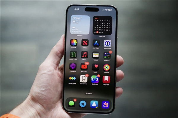 iPhone 17 Series Apple Logo Downgraded! Li Nan Expresses Speechlessness