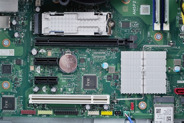 Lenovo Qitian M550 Commercial Host Featuring AMD Ryzen 5 8600G