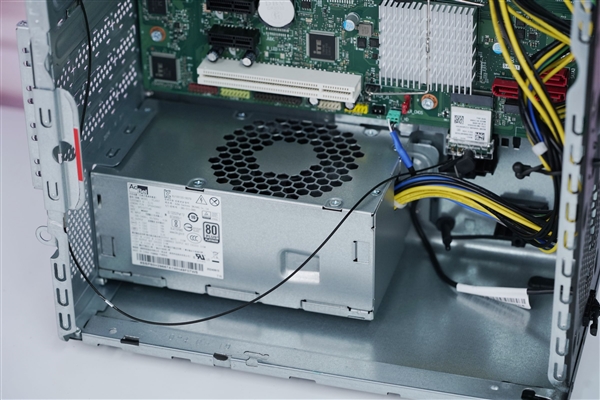 Lenovo Qitian M550 Commercial Host Featuring AMD Ryzen 5 8600G