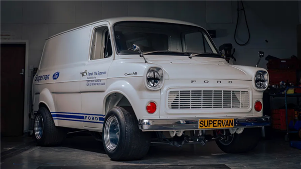 First generation Ford SuperVan