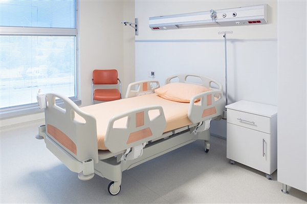 13-Year-Old Boy Develops High Fever and Hallucinates After Playing in Outdoor Water; Doctor Attributes Symptoms to Leptospirosis Bacteria