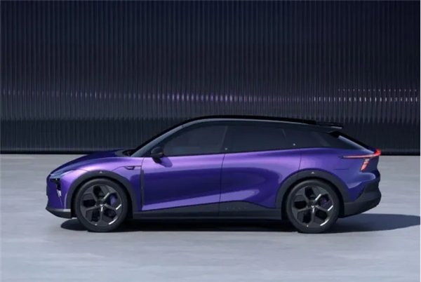 Good News! Flush-Mounted Door Handles Might Be Doomed