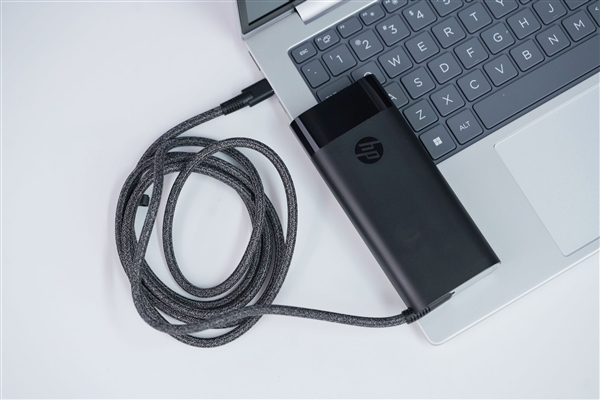 HP EliteBook 8 G1a 14 Laptop with AMD Ryzen AI 7 350 Processor: A Hands-On Look