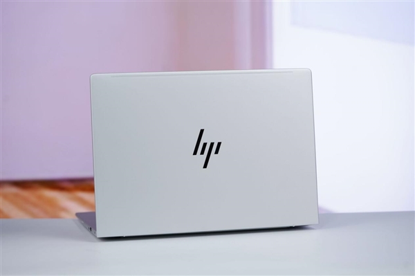 HP EliteBook 8 G1a 14 Laptop with AMD Ryzen AI 7 350 Processor: A Hands-On Look