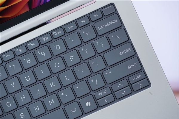 HP EliteBook 8 G1a 14 Laptop with AMD Ryzen AI 7 350 Processor: A Hands-On Look