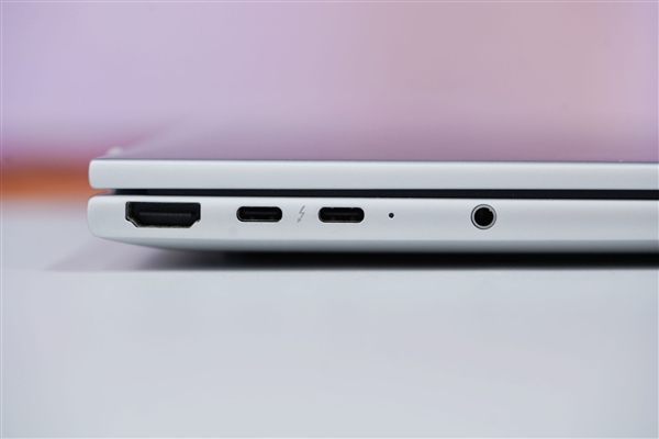 HP EliteBook 8 G1a 14 Laptop with AMD Ryzen AI 7 350 Processor: A Hands-On Look