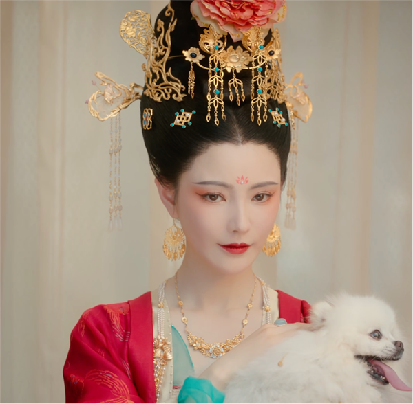 I Wouldn't Survive the First Episode in This Palace Intrigue Game