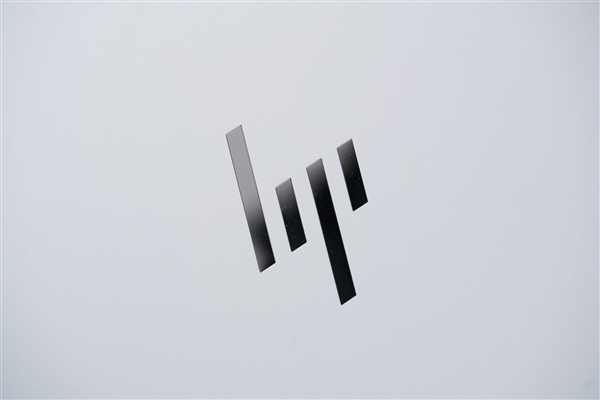 HP EliteBook 8 G1a 14 Laptop with AMD Ryzen AI 7 350 Processor: A Hands-On Look