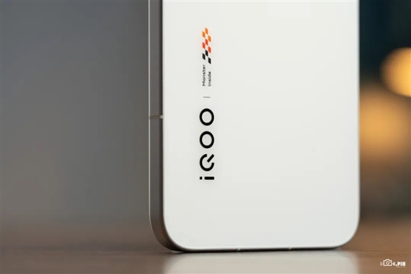 Mobile gaming can truly achieve ray tracing; iQOO 15's claim seems to be more than just hype