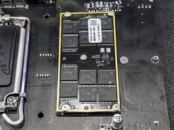 SOCAMM2 LPDDR5X 内存标准即将出炉：频率接近 10GHz