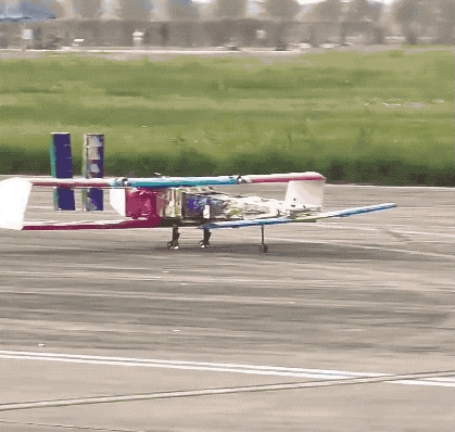 Chinese University Students Handcrafting Bombers: Americans Who Love Douyin Are Panicking